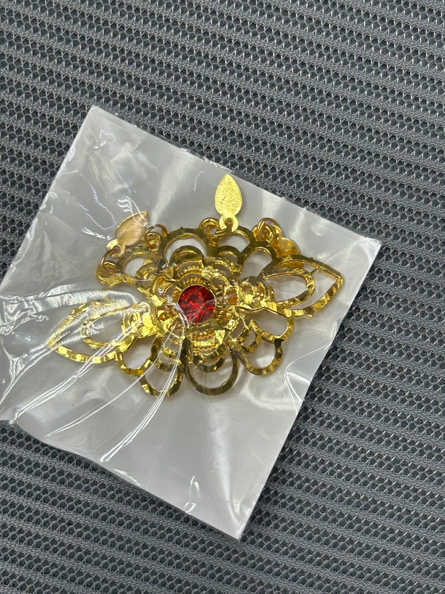 Broche