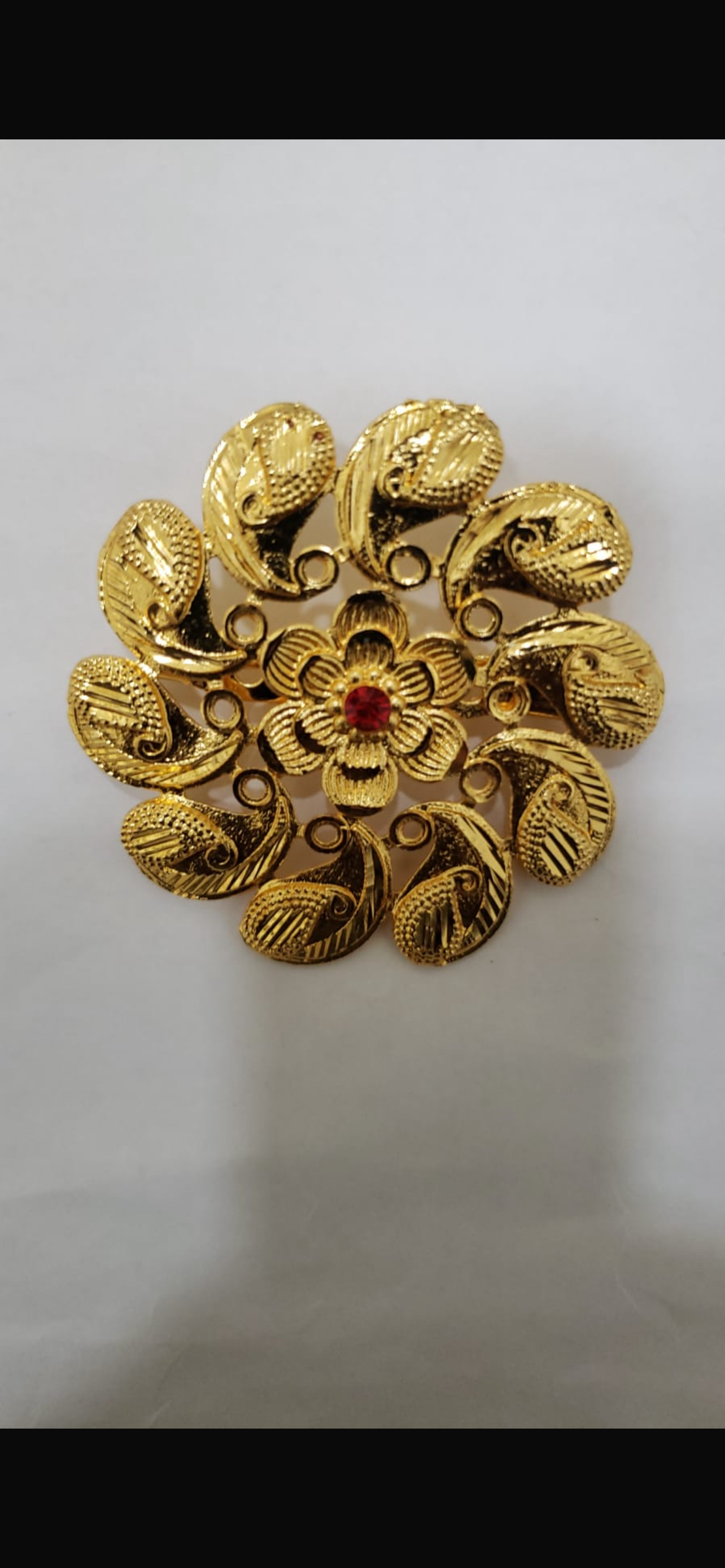 Broche✨