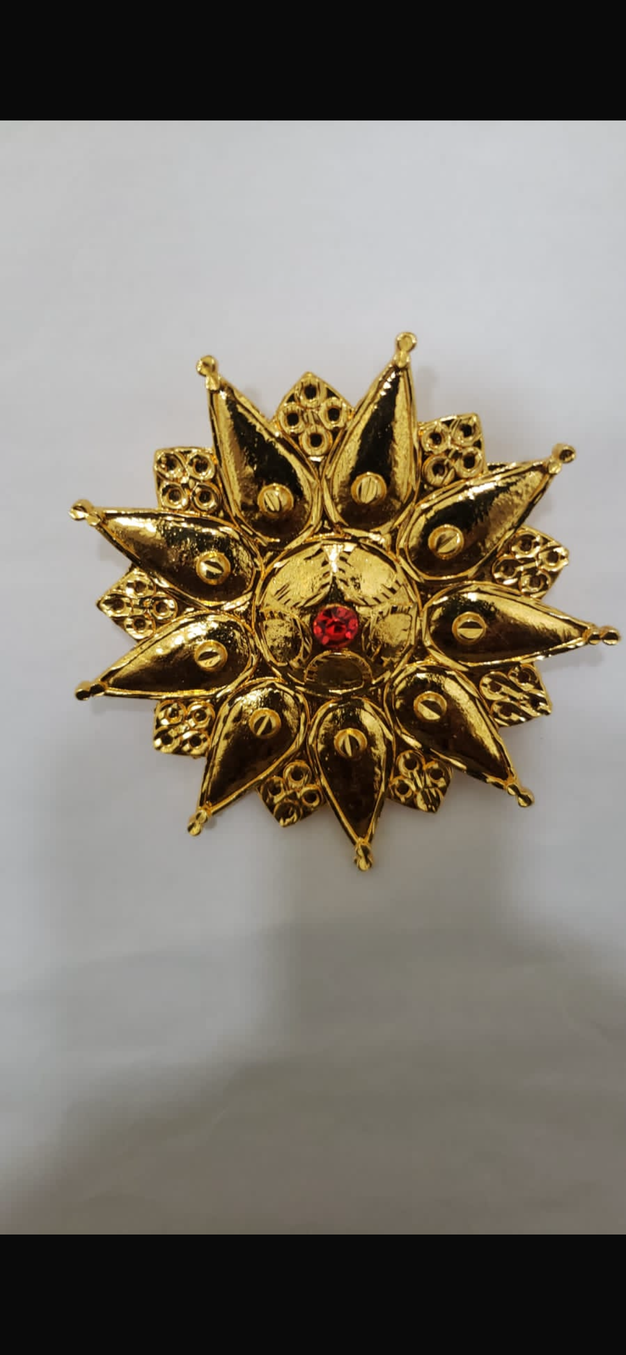 Broche✨