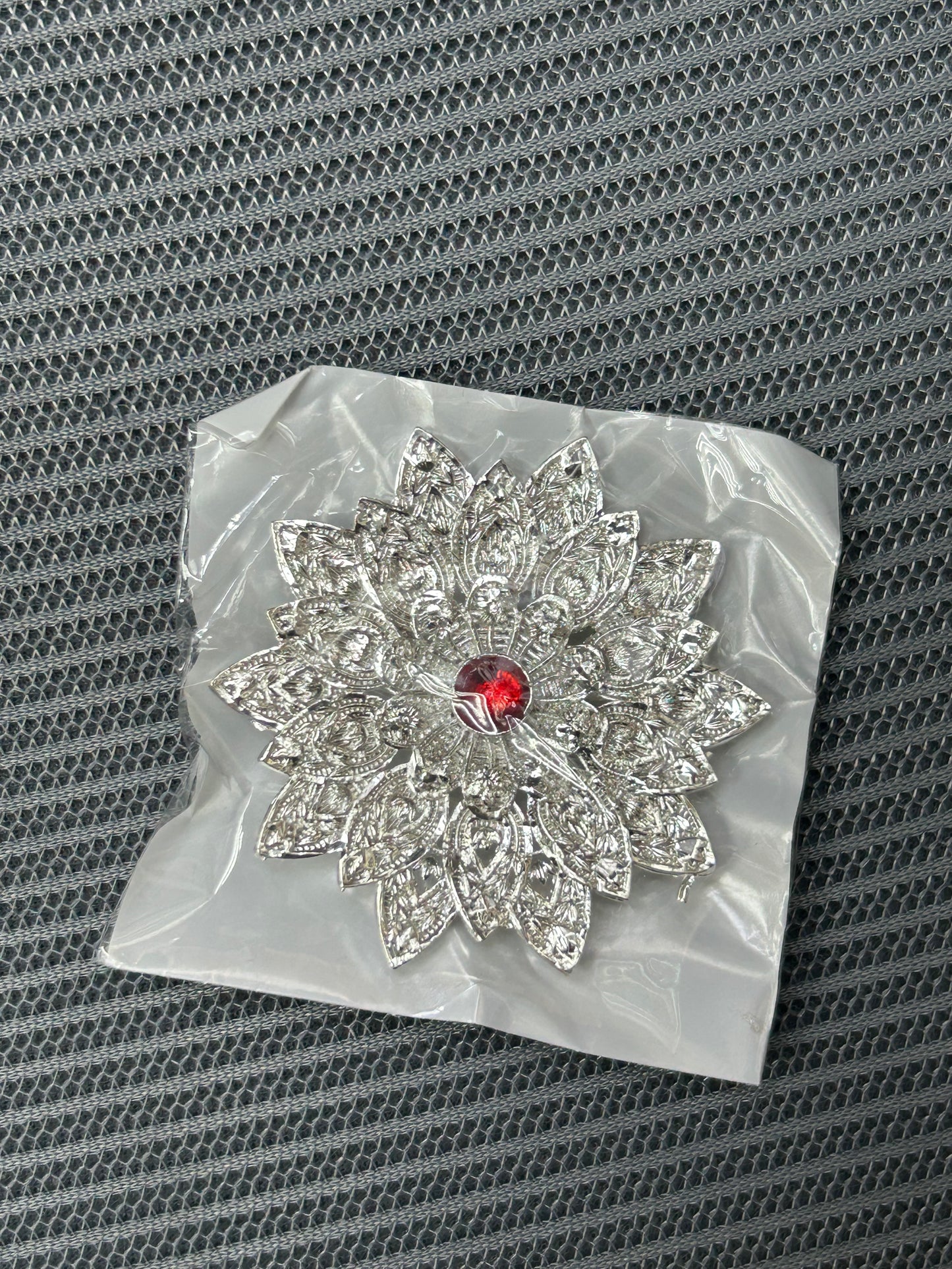 Broche