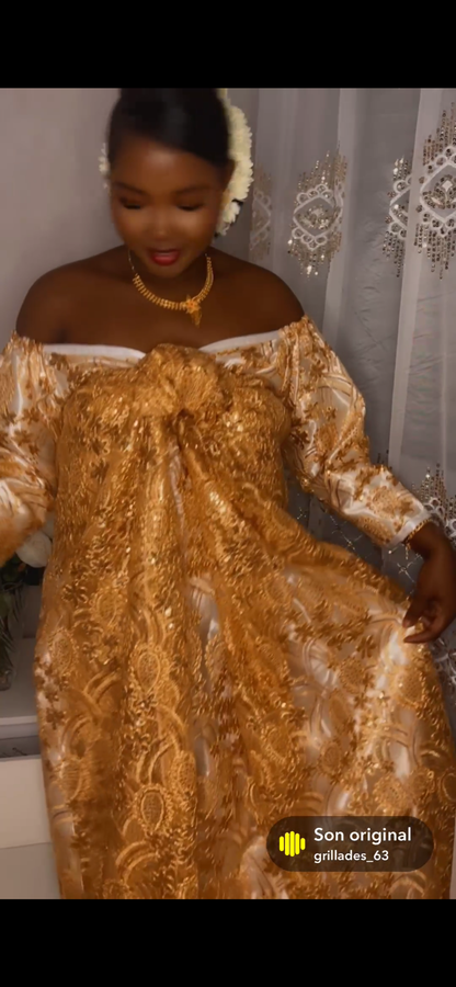 Robe avc Salouva épaule dénudé avc sequin 🥰✨