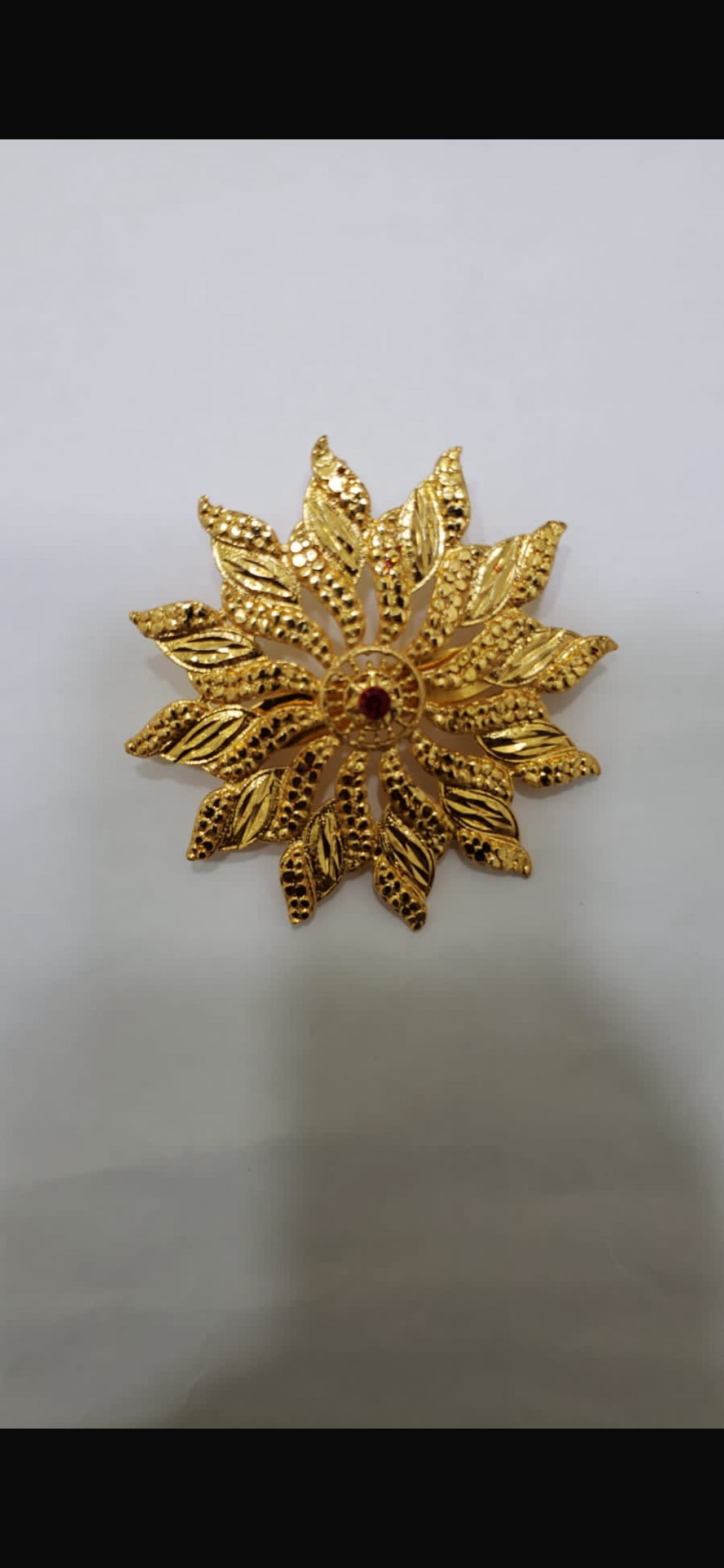 Broche✨