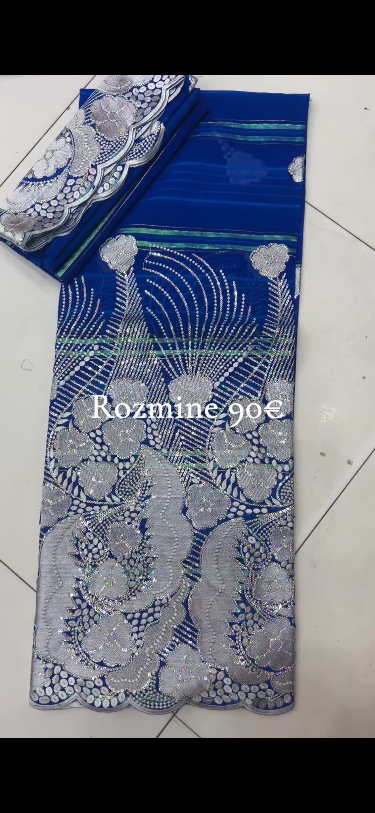Salouva sequin