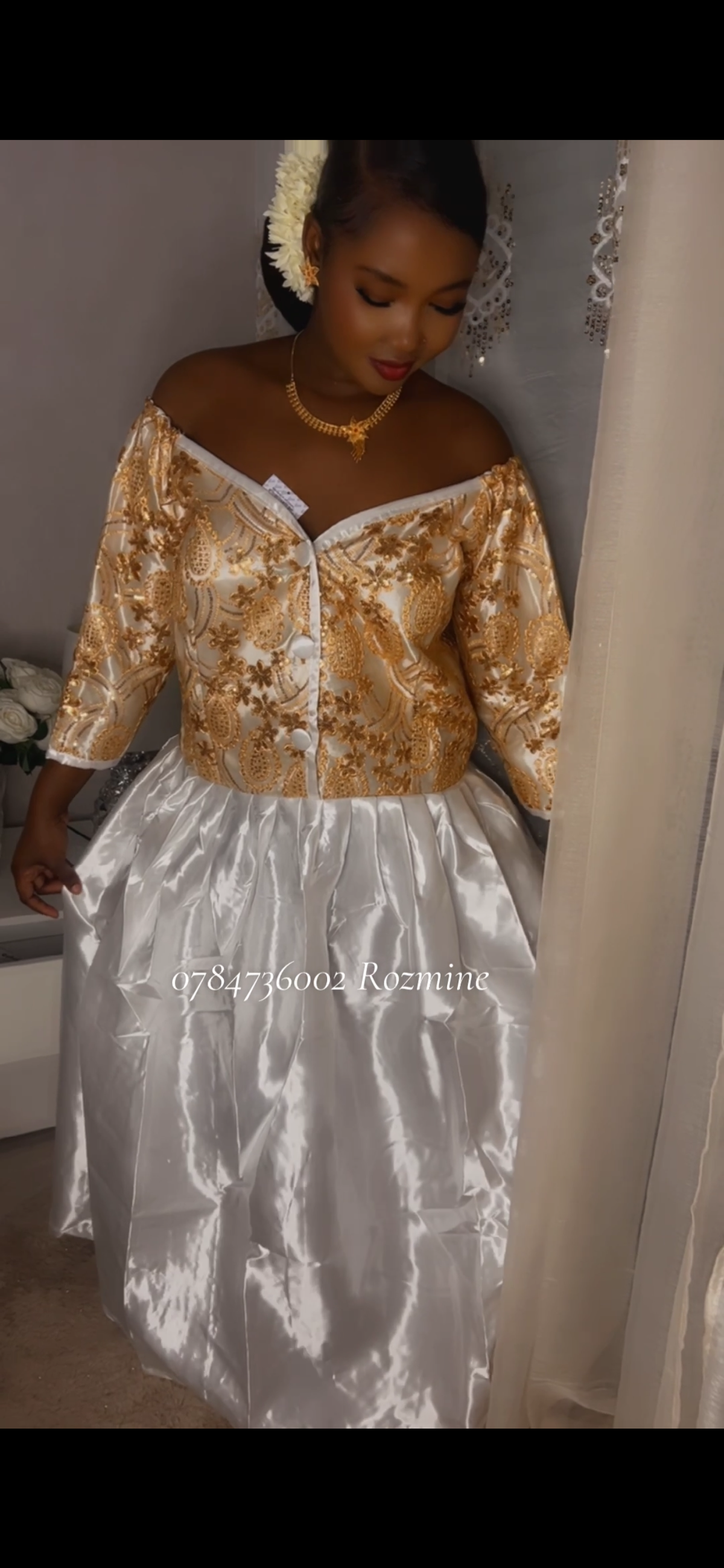 Robe avc Salouva épaule dénudé avc sequin 🥰✨