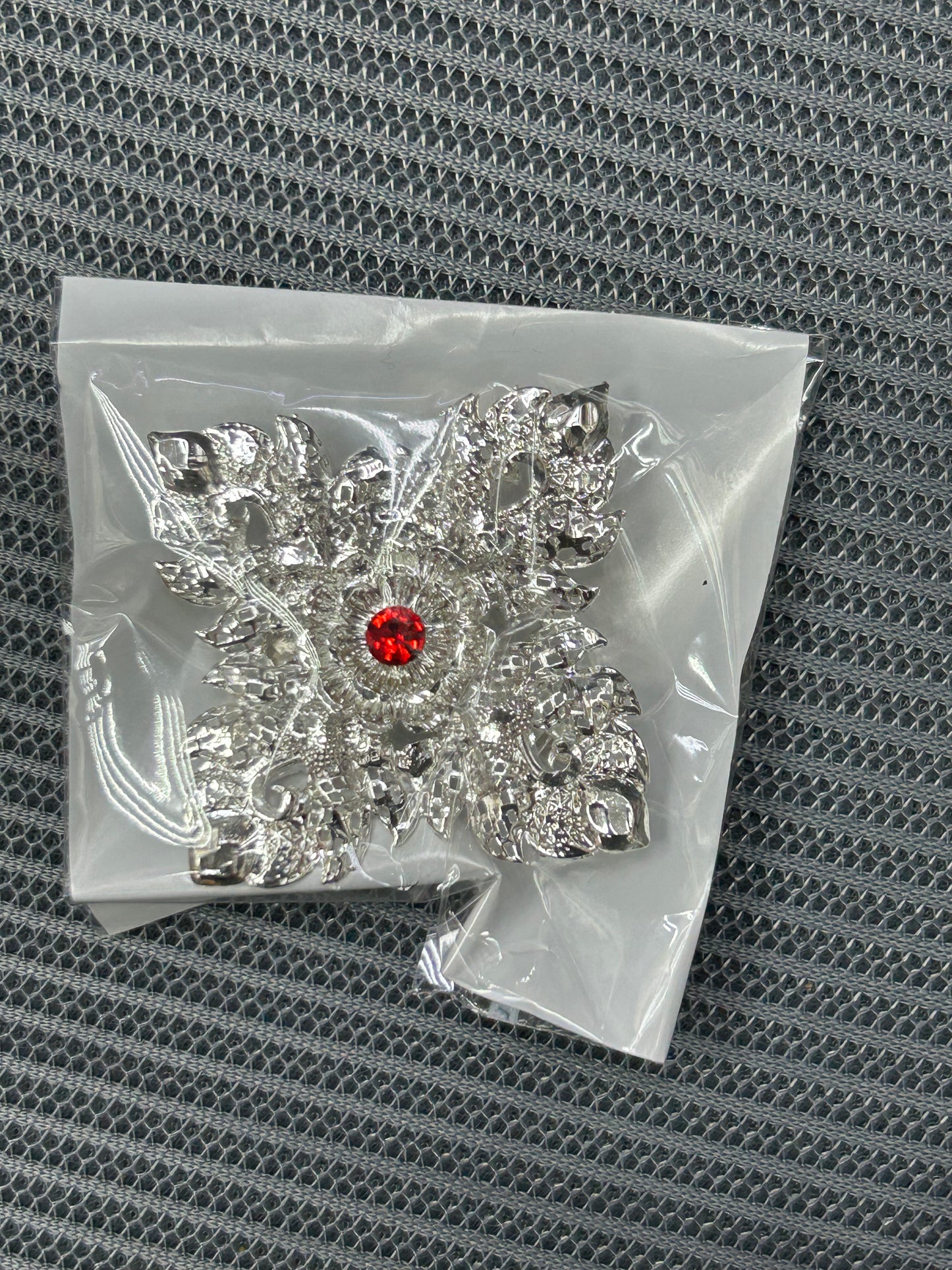 Broche